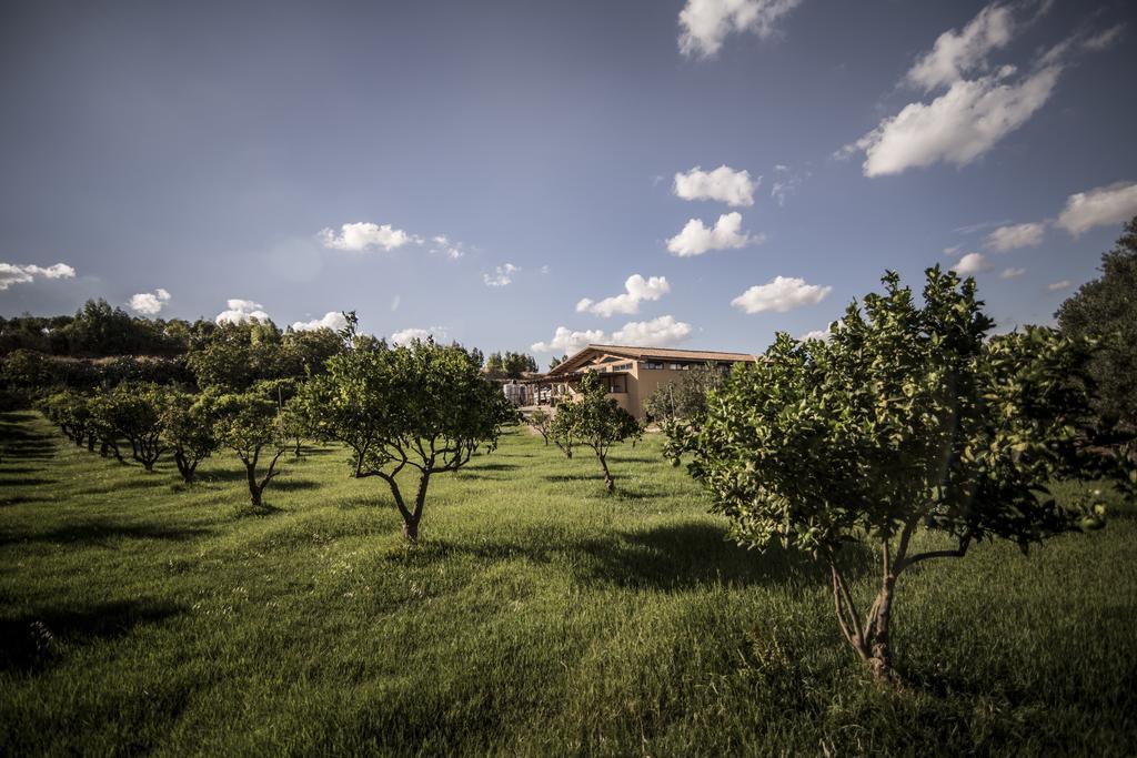 Agriturismo Il Giriatello 克罗托内 外观 照片