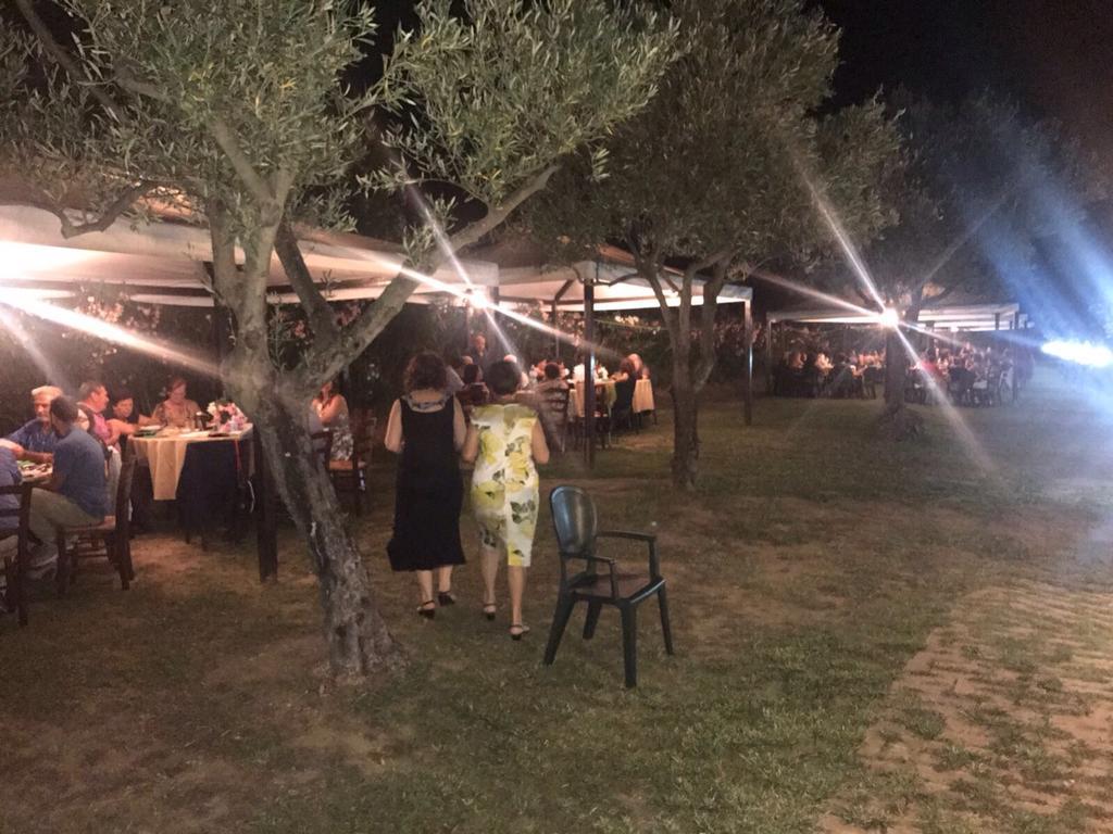 Agriturismo Il Giriatello 克罗托内 外观 照片