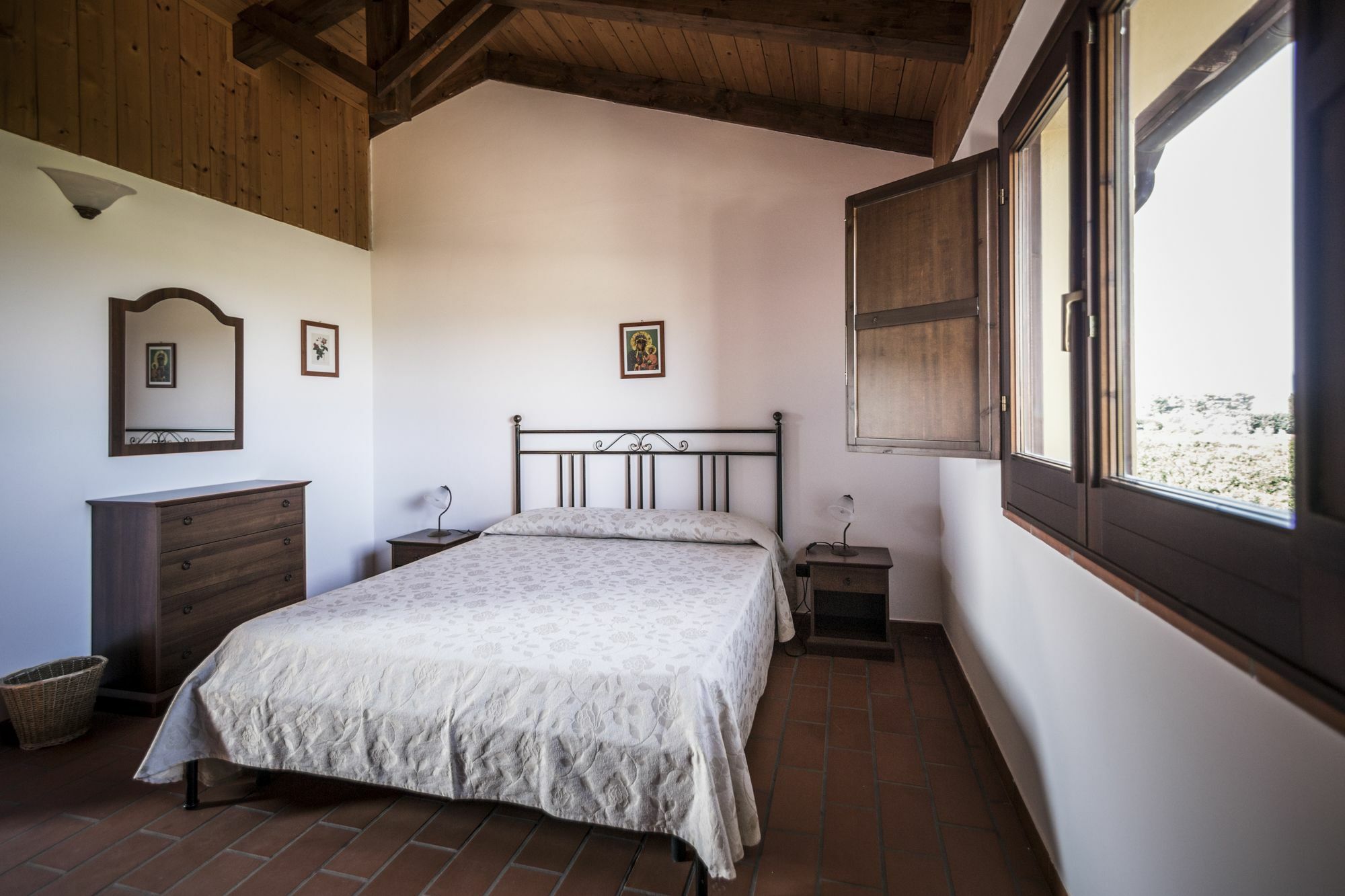 Agriturismo Il Giriatello 克罗托内 外观 照片
